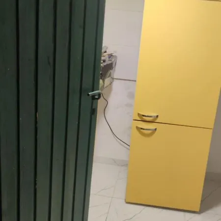 Einzelne Mit Gemeinschaft Dusche Διαμέρισμα