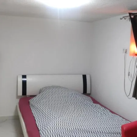 Apartment Einzelne Mit Gemeinschaft Dusche Mainz