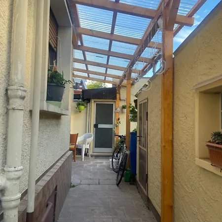 Einzelne Mit Gemeinschaft Dusche Apartman Mainz