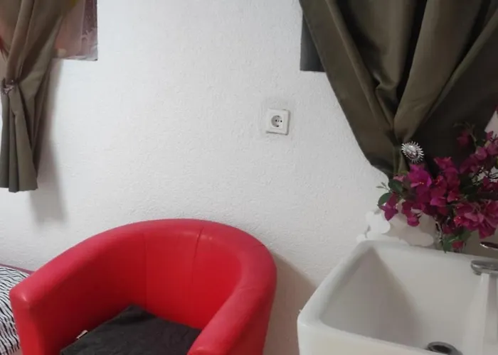 Einzelne Mit Gemeinschaft Dusche アパート *